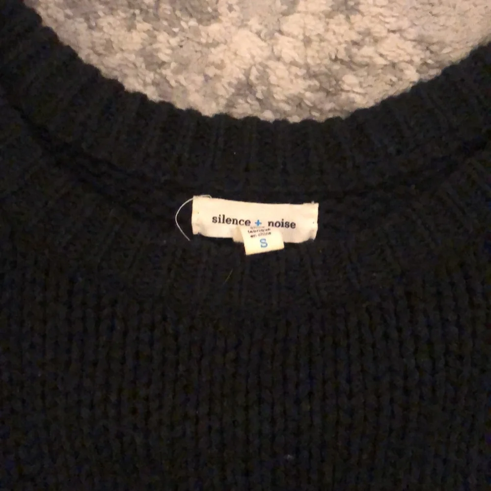 Sweater - Picture 2 of 3